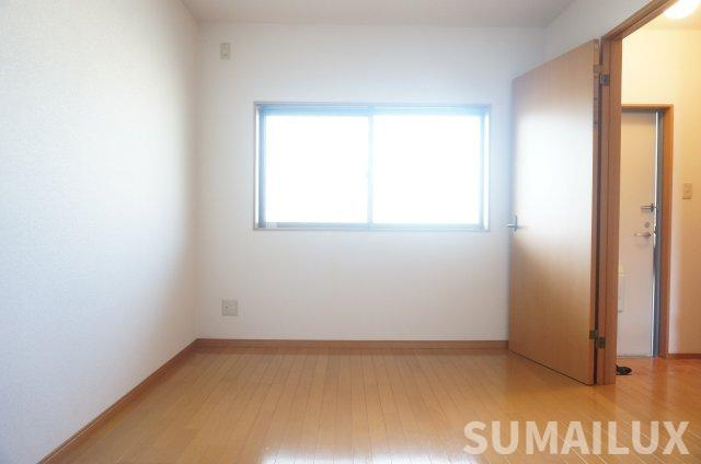 モイセス下南部の洋室