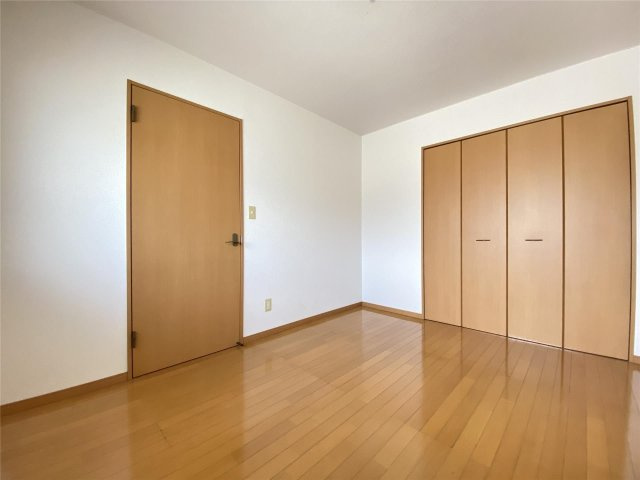 モイセス下南部の洋室