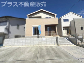 【外観】 | 現地写真。同じ物件を見るなら、プラス不動産販売にお任せ下さい。