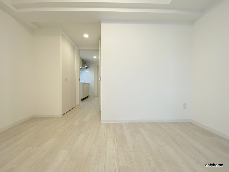 アドバンス上町台シュタット　仲介手数料無料の居間・リビング