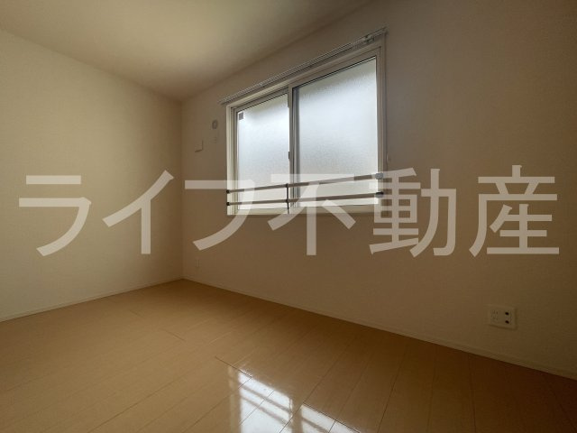 グランシャリオ A棟の内装|明るい室内です