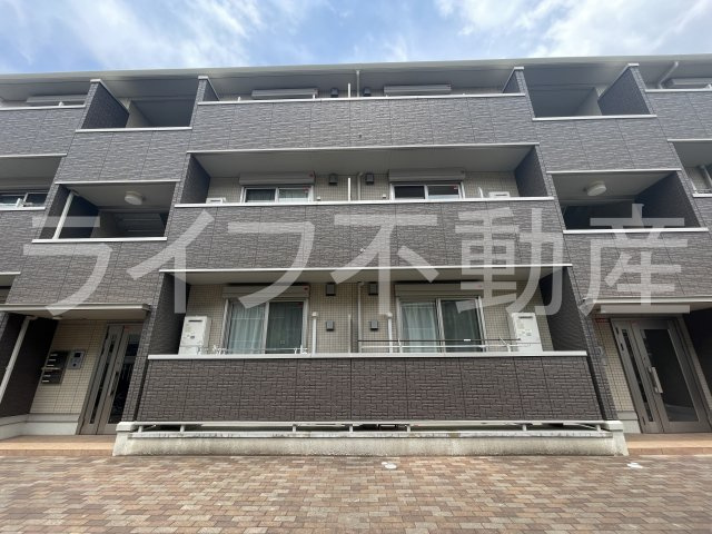 グランシャリオ A棟の外観|外はこのようになっています