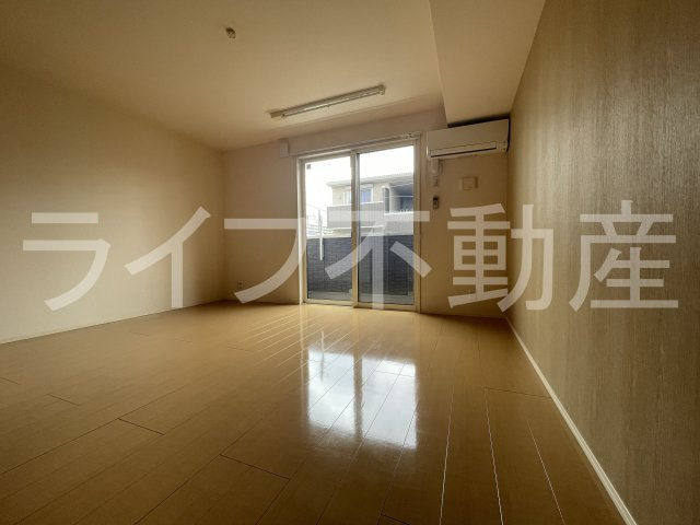 グランシャリオ A棟の居間・リビング|使いやすいリビングです