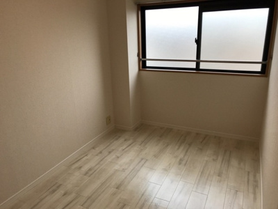 【寝室】 | ウィン・ベルI