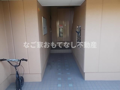 【エントランス】 | ウィン・ベルI