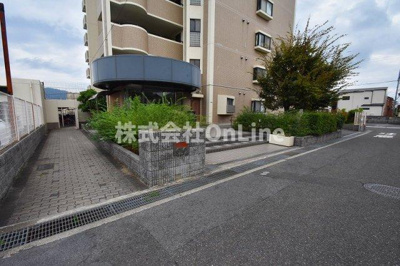 【エントランス】 | メゾン菱江