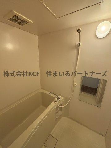 ソレアードの浴室|落ち着いた空間のお風呂です