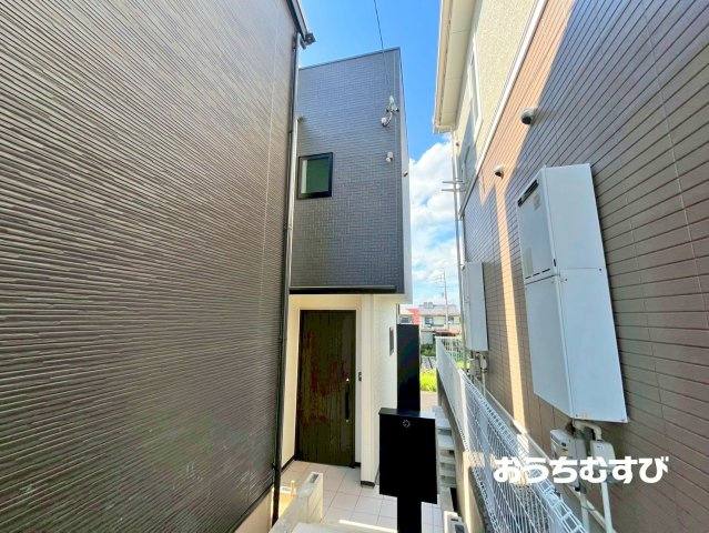 守山区笹ヶ根(全3棟)の前面道路含む現地写真