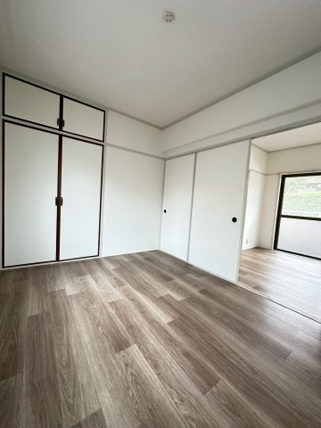 第3摂津マンションの内装