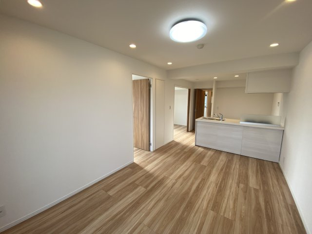 ワコーレ所沢Ⅲの居間・リビング