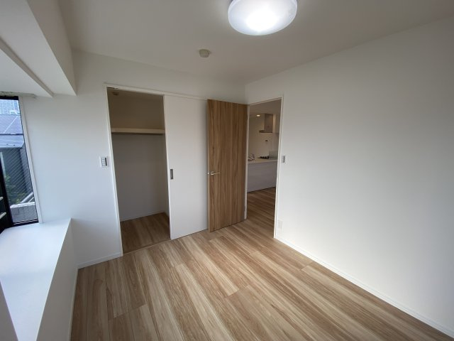 ワコーレ所沢Ⅲの洋室