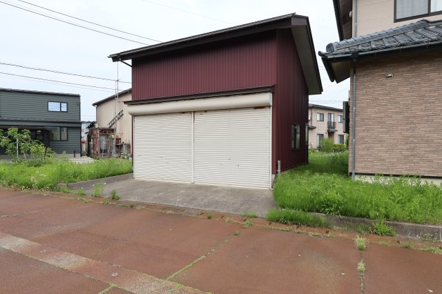 本所1丁目　車庫付き中古戸建の外観