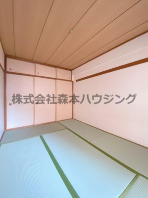 【寝室】 | 　インぺリアルコート星田 | 落ち着いて過ごせるお部屋なので、寝室にいかがでしょうか