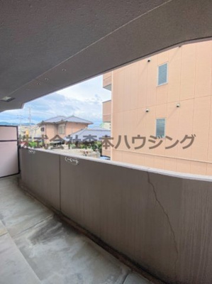 【展望】 | 　インぺリアルコート星田 | 室内からの眺望です