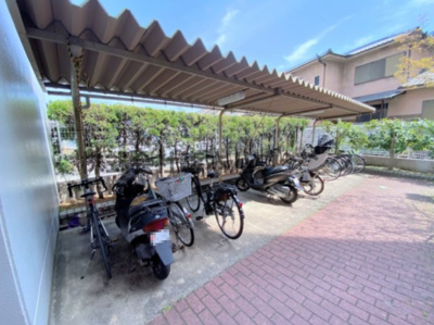 【その他共用部分】 | 　インぺリアルコート星田 | 駐輪場です