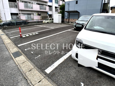 【駐車場】 | ＶｉｌｌａＦｒｅｄｄｉｅ | 車をお持ちの方に嬉しい駐車場付きの物件です
