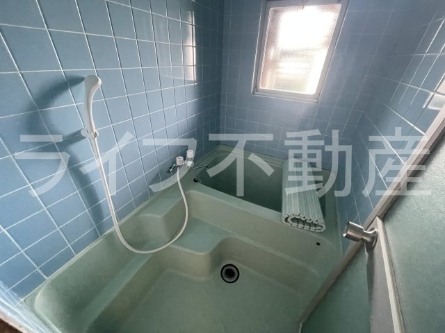 岩崎ハイツの浴室|ゆったり過ごせるお風呂です