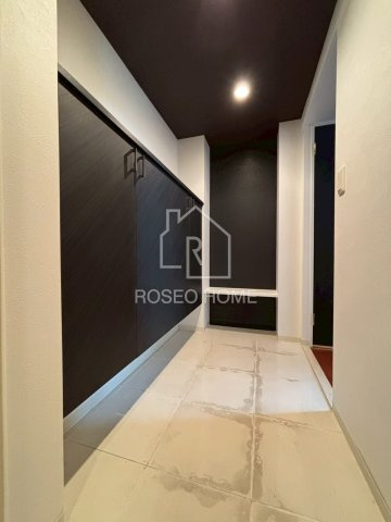 グランプラス谷町の玄関