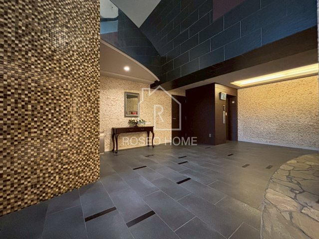 グランプラス谷町のロビー