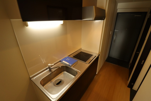 Grace Hillsのキッチン|コンパクトなキッチンで掃除もラクラク