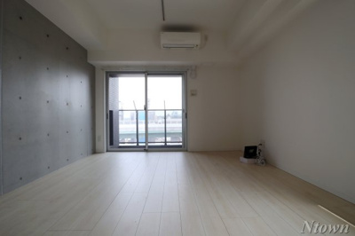 【内装】 | HANANOKI RISE | 明るい色調の室内です