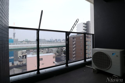 【バルコニー】 | HANANOKI RISE | 暖かな日差しのふりそそぐバルコニー