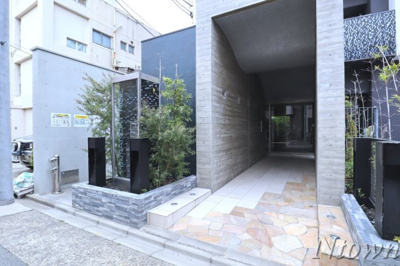 【エントランス】 | HANANOKI RISE | 毎日通るエントランスはこのようになっています