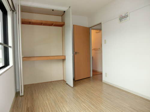 メゾントランキル A棟の収納