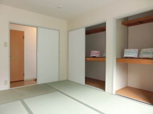 メゾントランキル A棟の収納