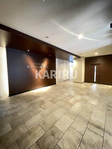 エスリード京橋WEST のロビー