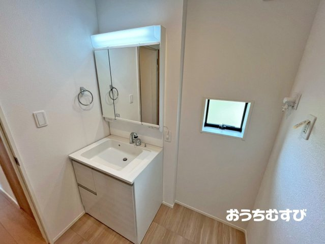 瀬戸市山の田町(全3棟)の独立洗面台