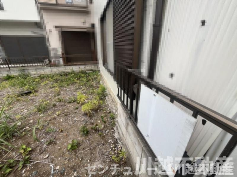 古き良き川越の街の住宅用地のその他|東側の隣地との境界です