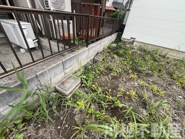 古き良き川越の街の住宅用地のその他|隣地３軒の下水最終桝が敷地内にあります