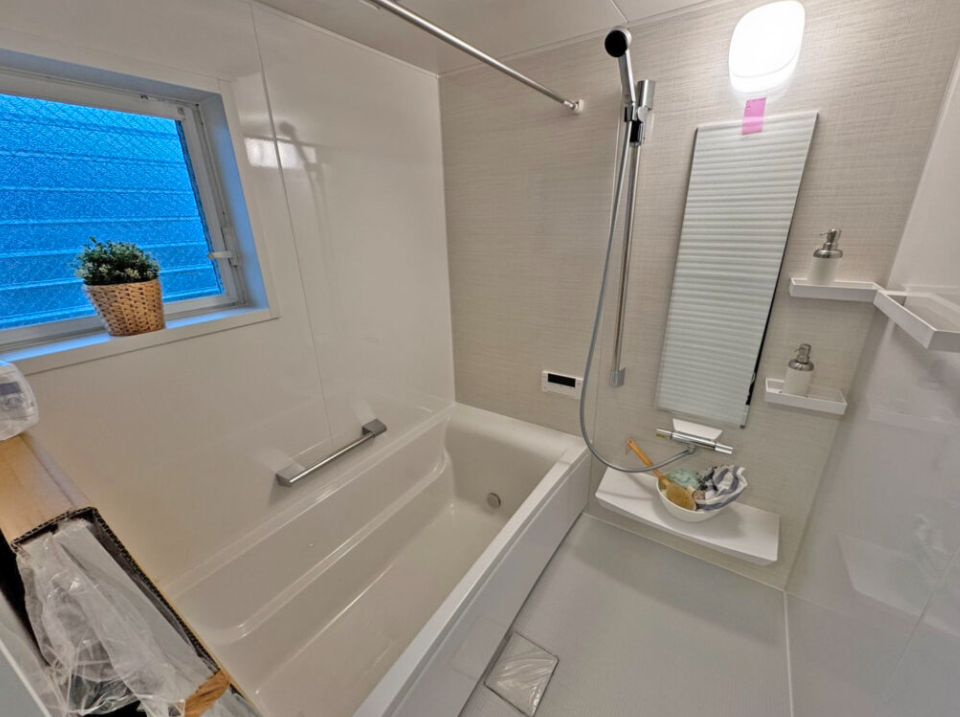 藤沢市西富2丁目　中古戸建の浴室|きれいなお風呂です