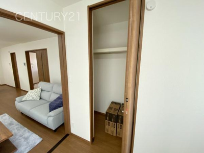 【収納】 | 前橋市山王町7期 A号棟 | ハンガーパイプ付きクローゼットです。