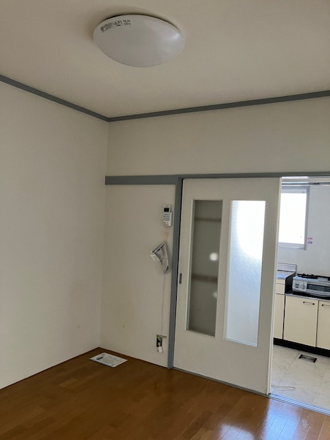 ロイヤルパレスコスモスの居間・リビング