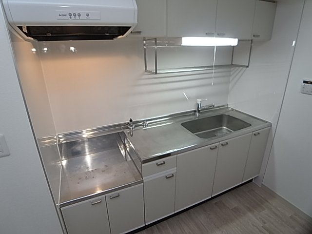 神戸市長田区明泉寺町１丁目の賃貸マンションのキッチン