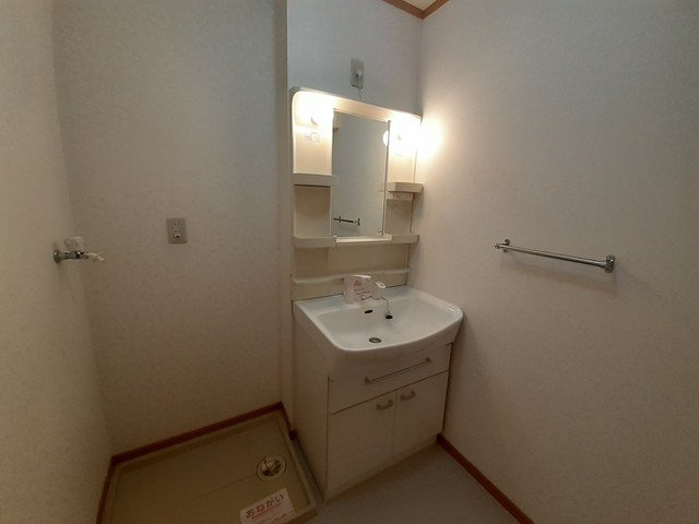 ファシネイション春日Ⅰの洗面所