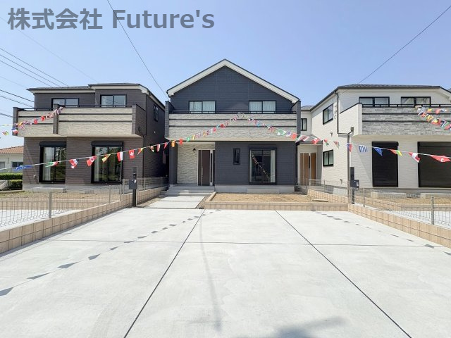 吉川市きよみ野2丁目　新築戸建　全5棟　D号棟の外観|ZEH水準の省エネ住宅！角地に位置する開放的な邸宅です