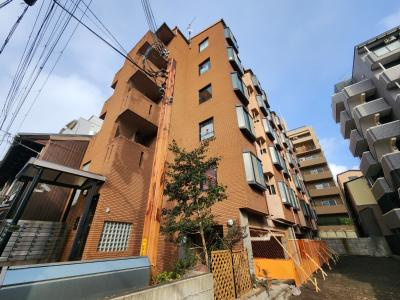 フラット136の外観