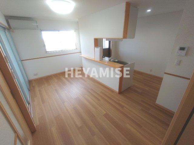 サニーヒルFUKUDAの居間・リビング|※別のお部屋の写真です。