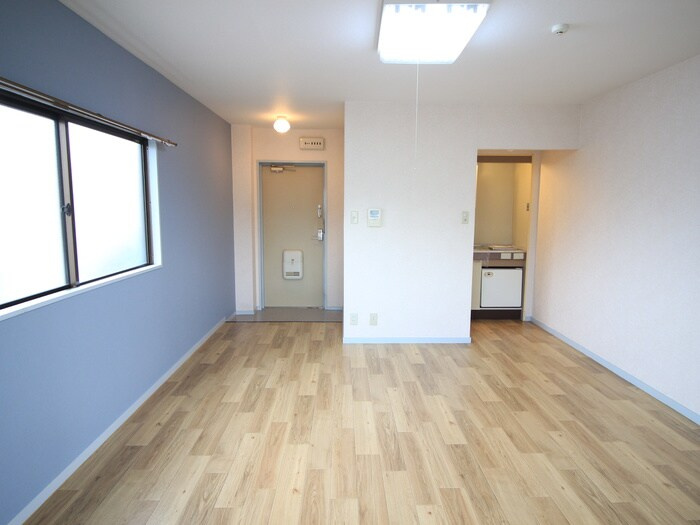 第2シャルムの洋室