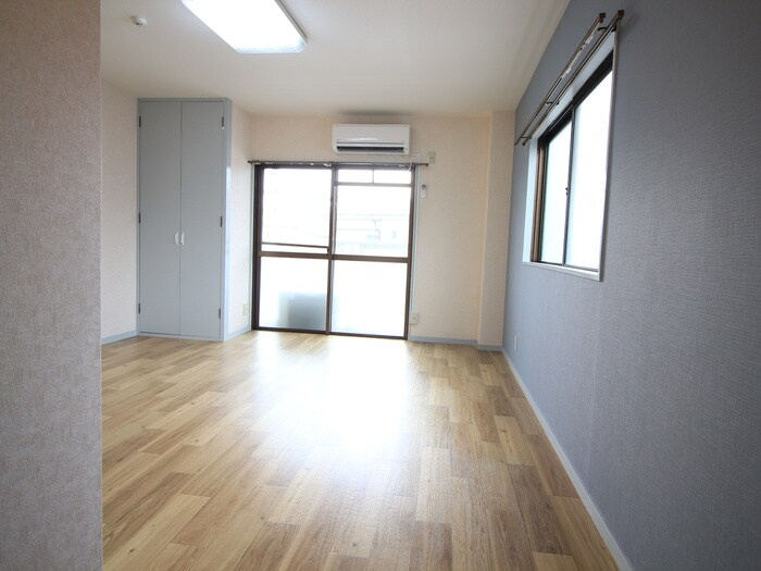 第2シャルムの居間・リビング