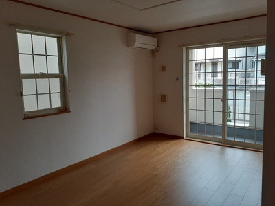 【居間・リビング】 | フローラ砥堀Ｂ