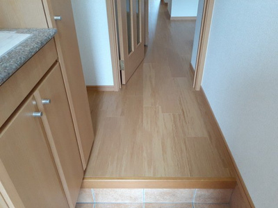 【玄関】 | フローラ砥堀Ｂ