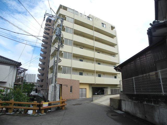 ルーシド中央の外観