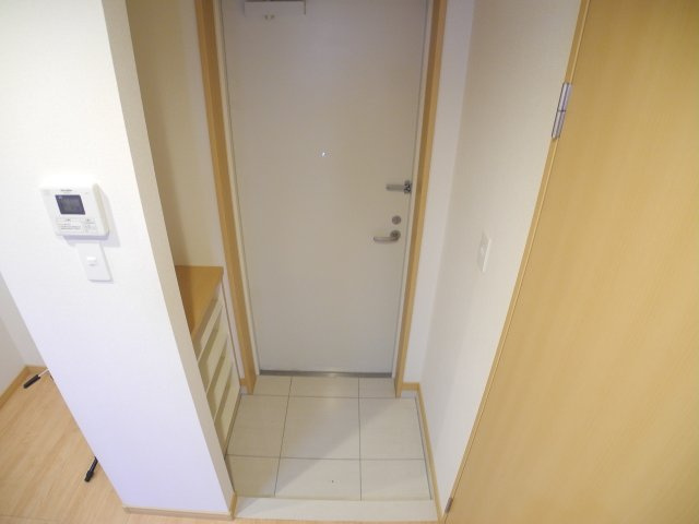 ルシード中央の玄関|※室内画像は別号室のもの