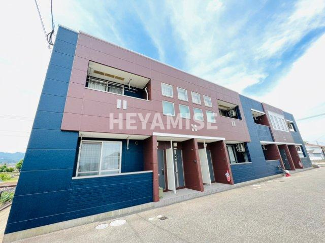 LA　PRECIEUSEの外観