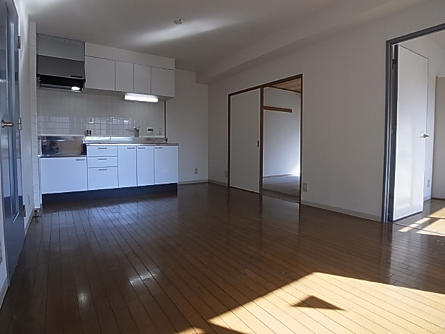 神戸市兵庫区水木通１丁目の賃貸マンションの居間・リビング|リビング