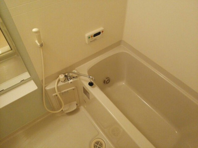 【浴室】 | ミッテ・ドルフ西国分Ⅱ | きれいなお風呂です